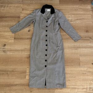 Vintage 90s Misty Lane Maxi Coat Black White Velvet Collar Button Front Duster